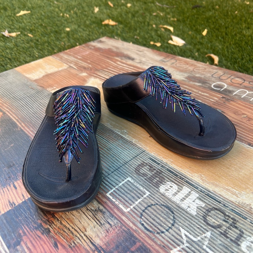 Comfort and bling for your Feet!!

Fitflops like new !

Size 7/8